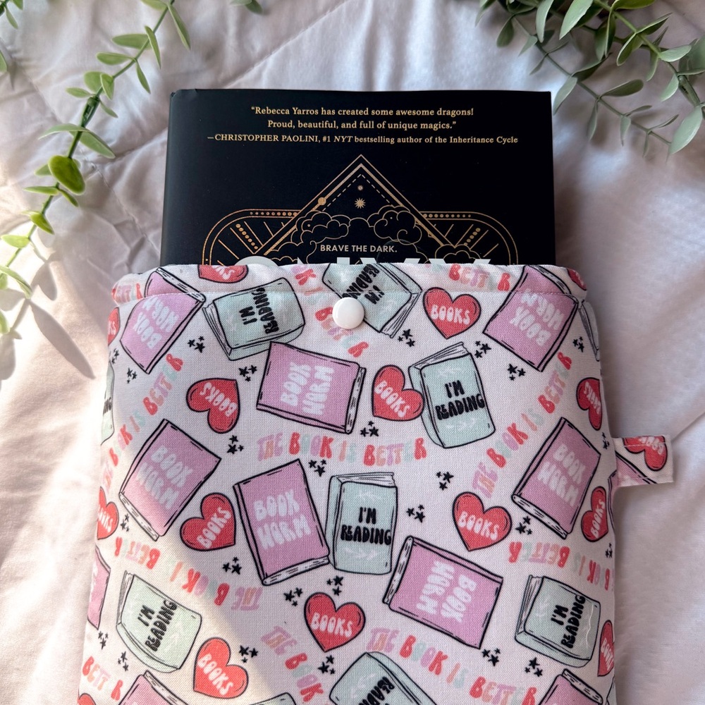 HANDMADE ⋆ Book Sleeve ⋆ Book Worm, Books are Better Pattern